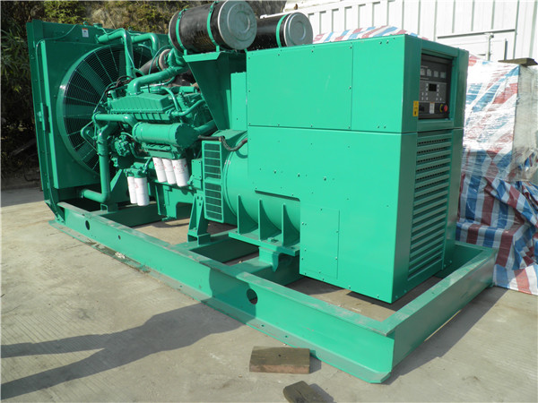 莫力达瓦出租发电机-进口柴油发电机组与国产柴油发电机组的区别