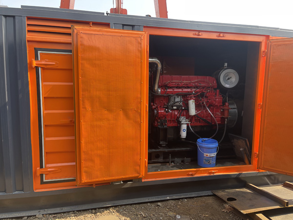 莫力达瓦启动电流过大可能会对发电机造成哪些损害？