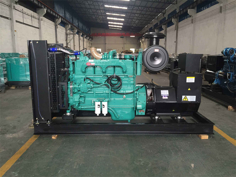 莫力达瓦发电机出租租赁如何保证柴油发电机组的正常运行？