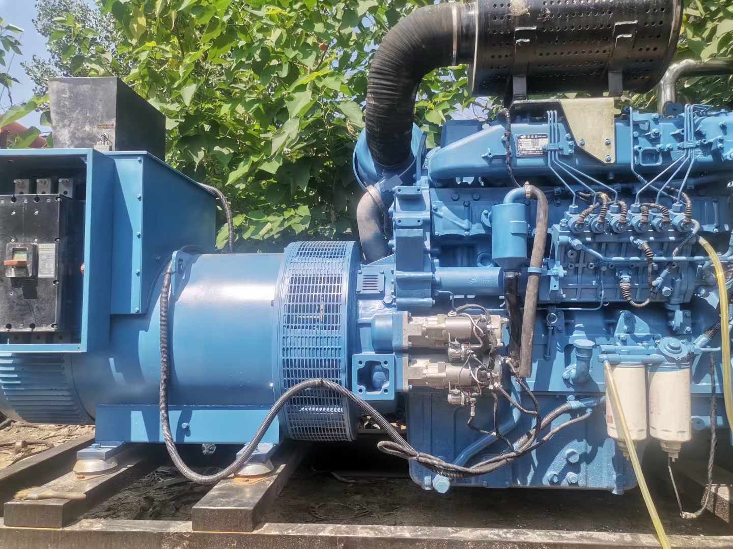 莫力达瓦详细说明降低 800kW 柴油发电机输出电流波动的方法