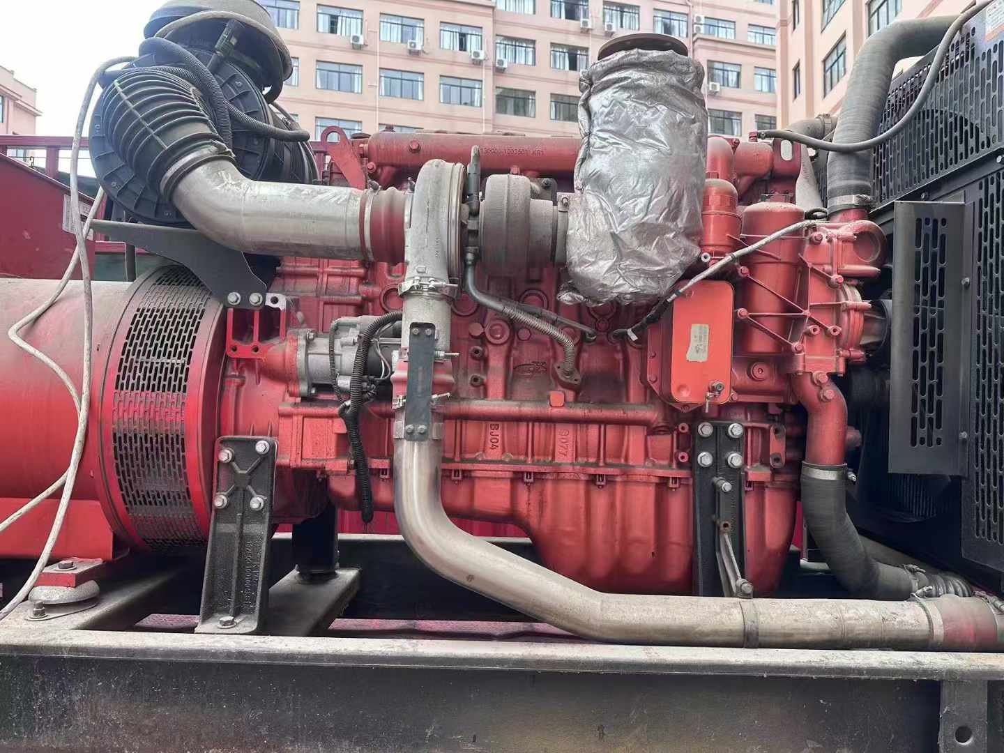 莫力达瓦如何选择适合 600kW 柴油发电机组的过载保护器？