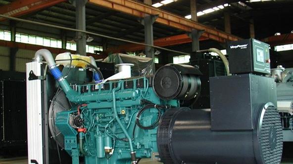 莫力达瓦如何判断柴油发电机组的机油是否需要更换？