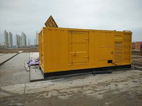 莫力达瓦合同中关于乙方责任导致工期延误的赔偿标准应该如何制定？